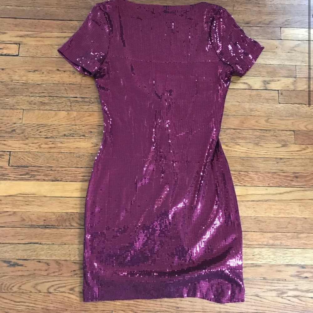 ALICE + OLIVIA SEQUINED PLUM DRESS SIZE 6